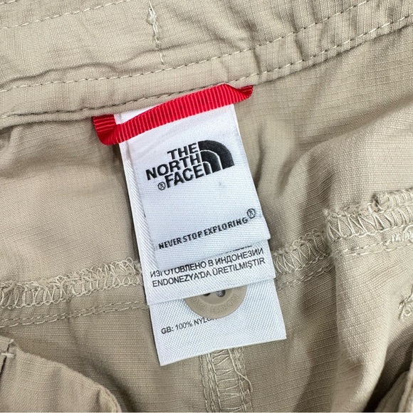 The North Face khaki nylon pants hiking outdoor convertible roll up Sz 12 - Picture 5 of 6